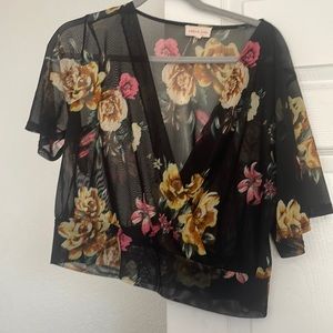 Cropped floral top